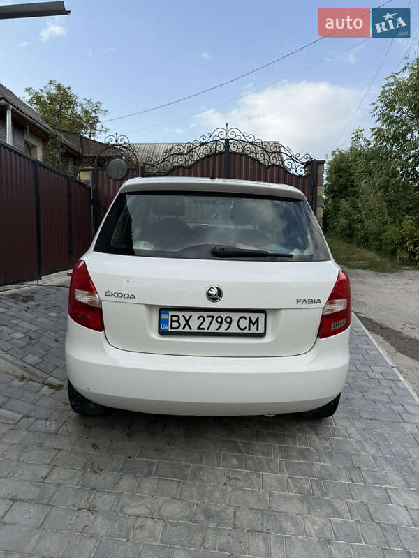 Хетчбек Skoda Fabia 2014 в Чемерівцях