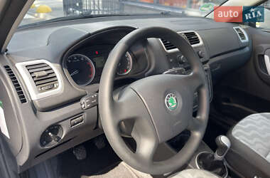 Хетчбек Skoda Fabia 2008 в  фото 23 Хетчбек Skoda Fabia 2008 в