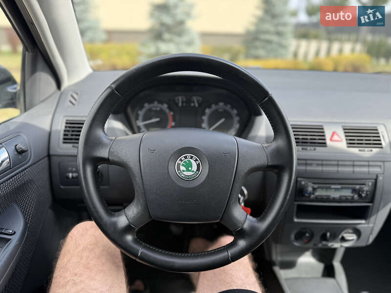 Хэтчбек Skoda Fabia 2006 в Луцке фото 30 Хэтчбек Skoda Fabia 2006 в Луцке