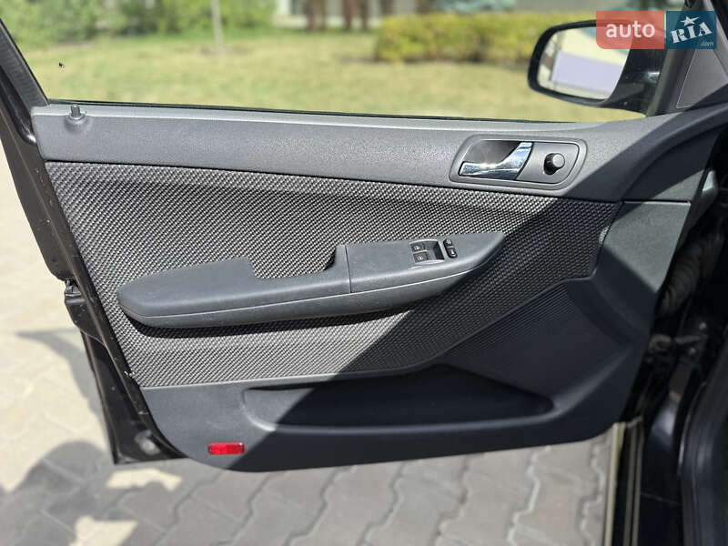 Хэтчбек Skoda Fabia 2006 в Луцке фото 35 Хэтчбек Skoda Fabia 2006 в Луцке