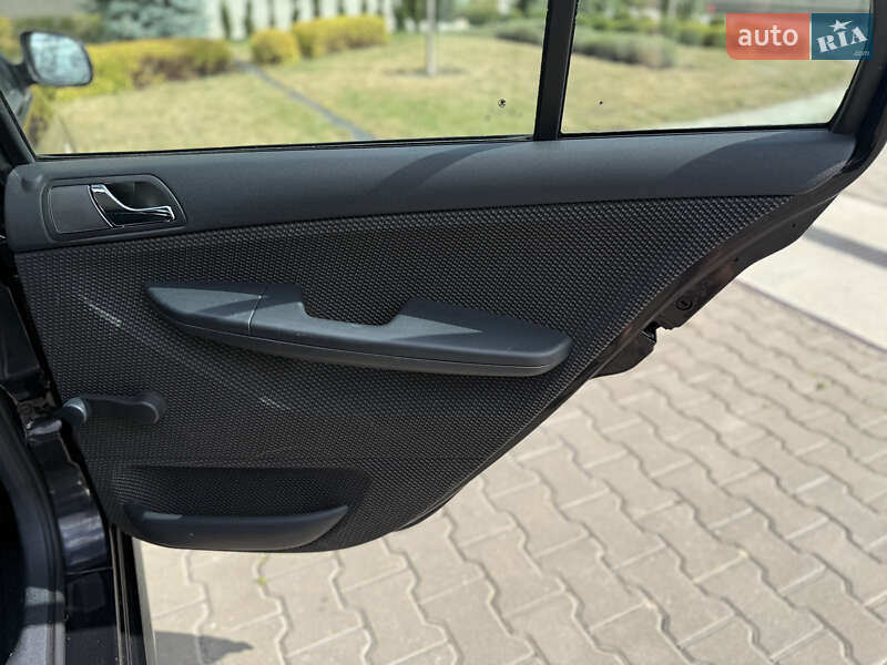 Хэтчбек Skoda Fabia 2006 в Луцке фото 37 Хэтчбек Skoda Fabia 2006 в Луцке