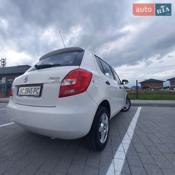 Хетчбек Skoda Fabia 2009 в Львові фото 2 Хетчбек Skoda Fabia 2009 в Львові
