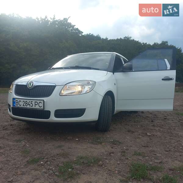 Хетчбек Skoda Fabia 2009 в Львові фото 18 Хетчбек Skoda Fabia 2009 в Львові
