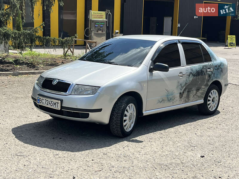 Седан Skoda Fabia 2001 в 