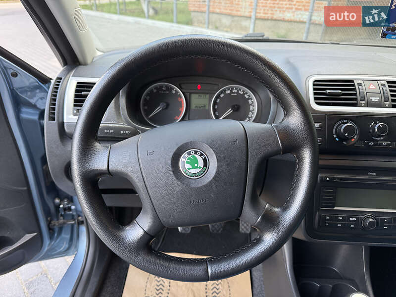 Універсал Skoda Fabia 2009 в Полтаві фото 66 Універсал Skoda Fabia 2009 в Полтаві