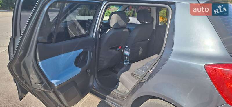 Хетчбек Skoda Fabia 2008 в Запоріжжі фото 2 Хетчбек Skoda Fabia 2008 в Запоріжжі