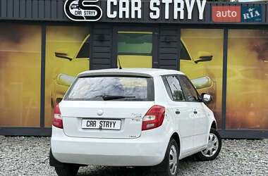 Хэтчбек Skoda Fabia 2009 в 