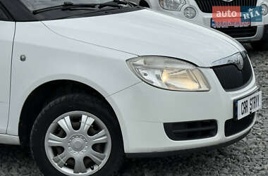 Хэтчбек Skoda Fabia 2009 в 