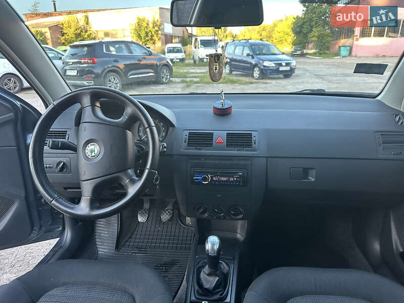 Універсал Skoda Fabia 2004 в Ніжині