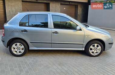 Хэтчбек Skoda Fabia 2005 в Харькове