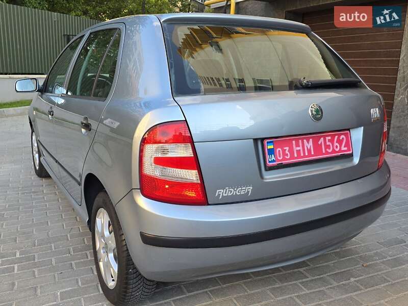 Хэтчбек Skoda Fabia 2005 в Харькове