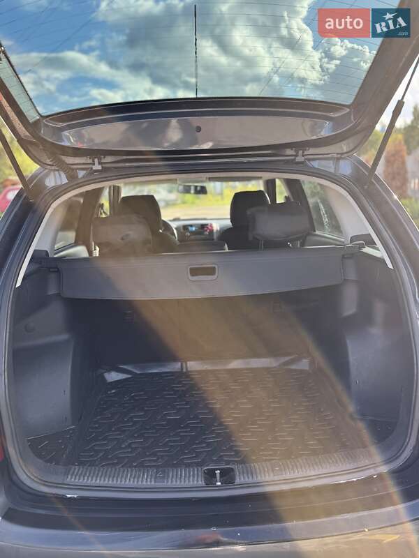 Универсал Skoda Fabia 2010 в Олевске