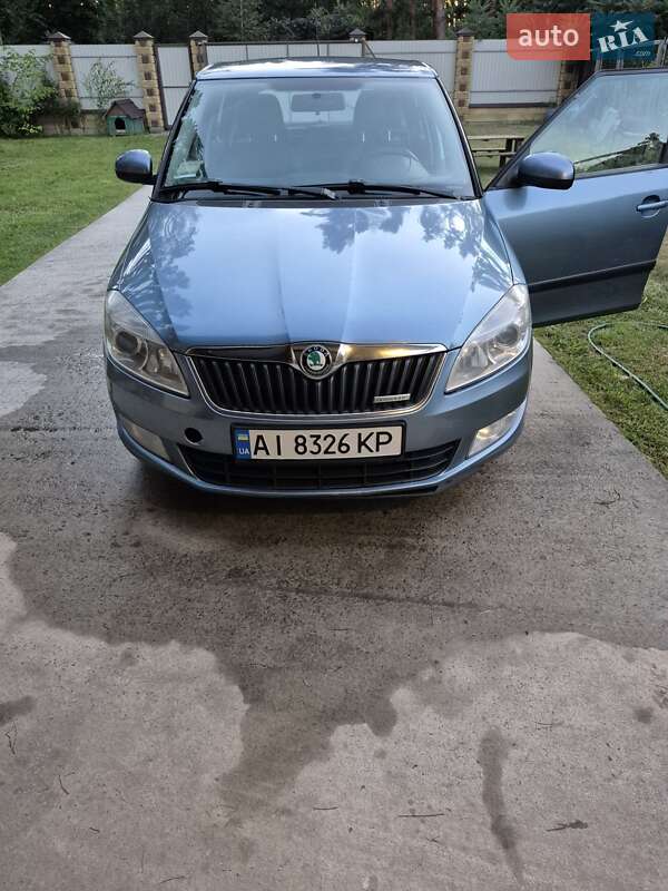 Універсал Skoda Fabia 2011 в Києві