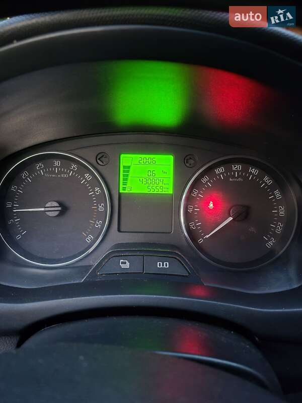 Універсал Skoda Fabia 2011 в Києві