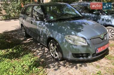 Универсал Skoda Fabia 2009 в Дубно