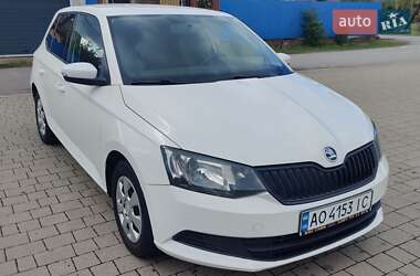 Хетчбек Skoda Fabia 2016 в Ужгороді