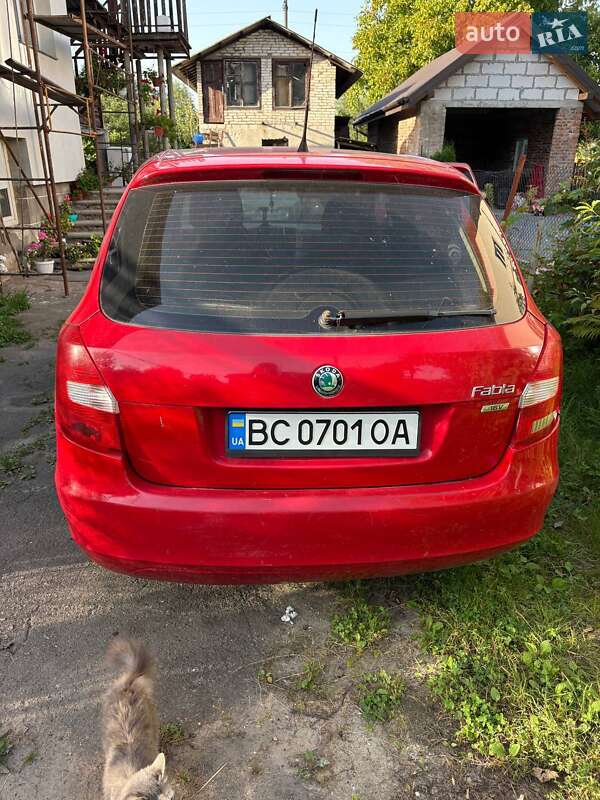Универсал Skoda Fabia 2011 в Львове