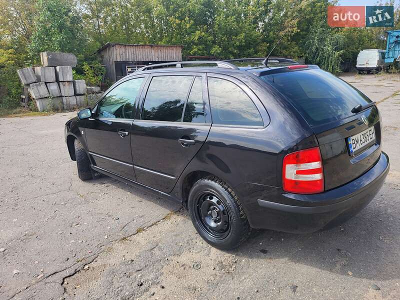 Универсал Skoda Fabia 2004 в Глухове