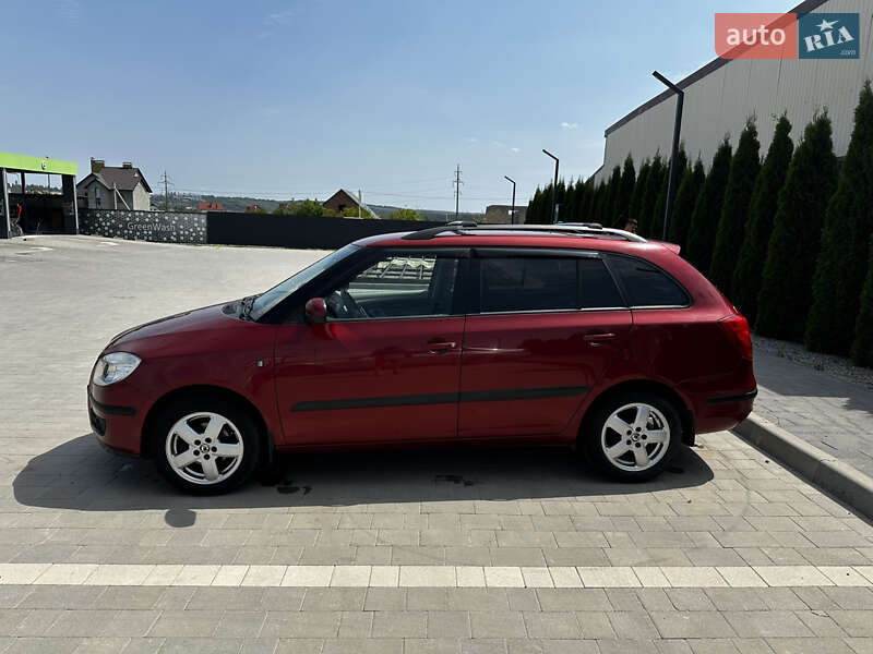 Універсал Skoda Fabia 2008 в Кам'янець-Подільському