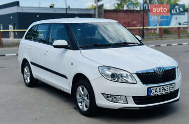 Універсал Skoda Fabia 2012 в Одесі