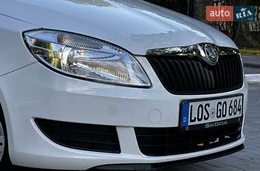 Хэтчбек Skoda Fabia 2011 в 
