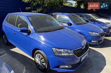 Хэтчбек Skoda Fabia 2021 в Киеве