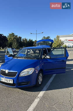 Хэтчбек Skoda Fabia 2009 в Броварах