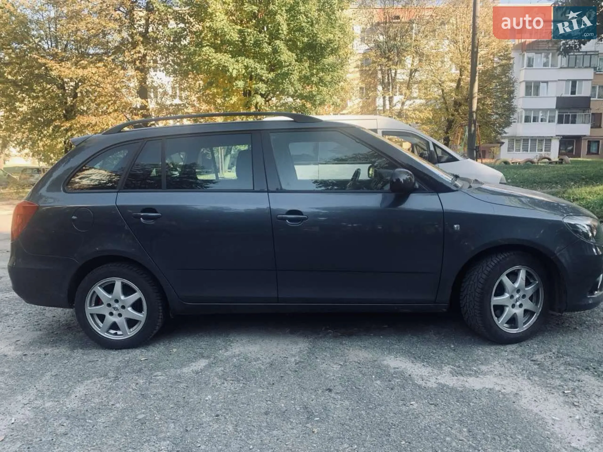 2011 Skoda Fabia - мініатюра 26