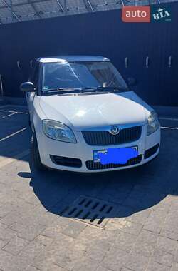 Хэтчбек Skoda Fabia 2009 в Самборе
