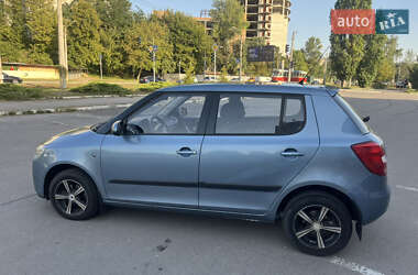 Хэтчбек Skoda Fabia 2008 в 