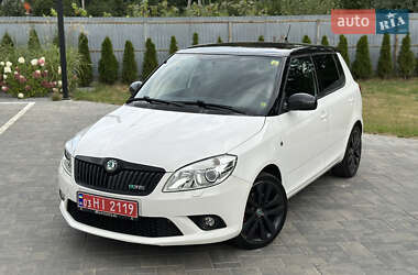 Хэтчбек Skoda Fabia 2011 в Луцке