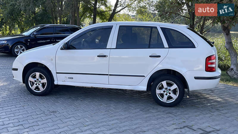 Универсал Skoda Fabia 2002 в Киеве