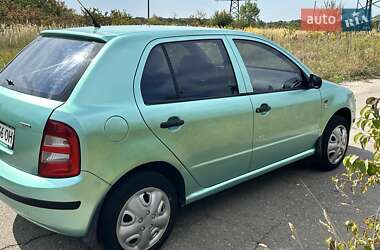 Хэтчбек Skoda Fabia 2000 в 