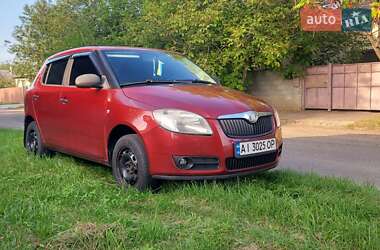 Хэтчбек Skoda Fabia 2008 в Киеве