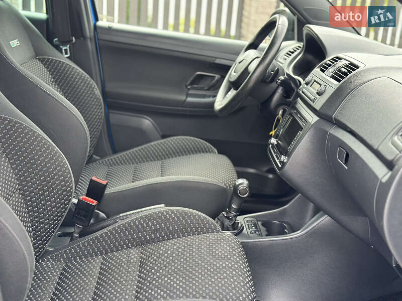 Хетчбек Skoda Fabia 2011 в Хмельницькому