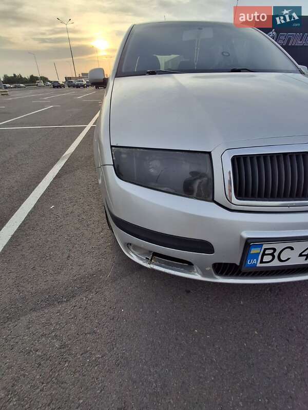 Хэтчбек Skoda Fabia 2005 в Львове