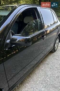 Хэтчбек Skoda Fabia 2006 в 