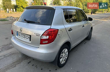 Хэтчбек Skoda Fabia 2008 в 