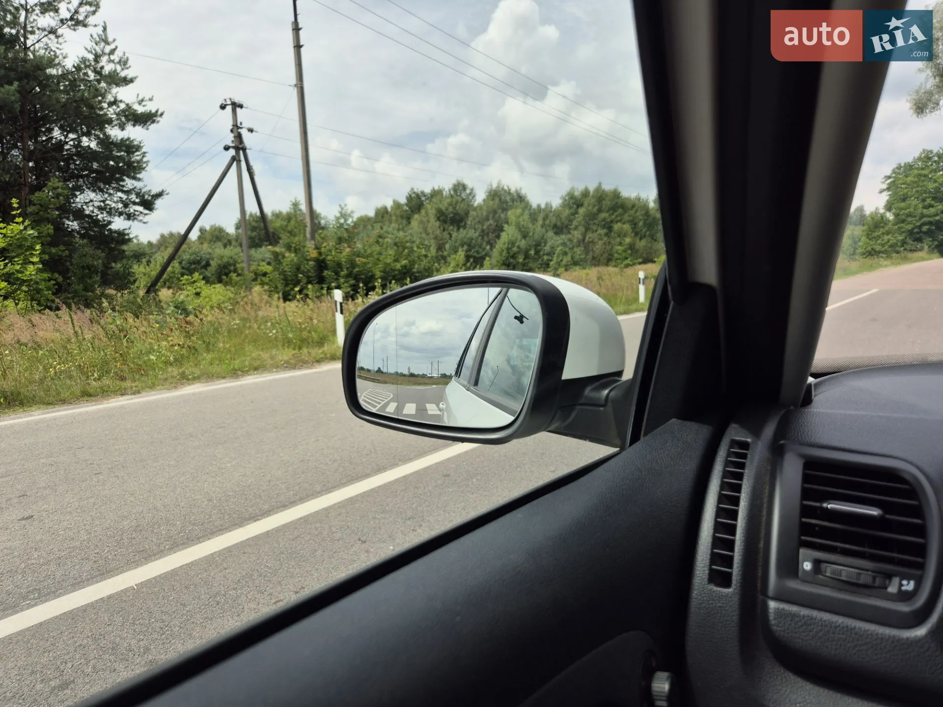 2010 Skoda Fabia - мініатюра 33