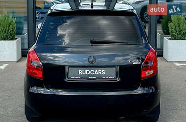 Хэтчбек Skoda Fabia 2009 в 