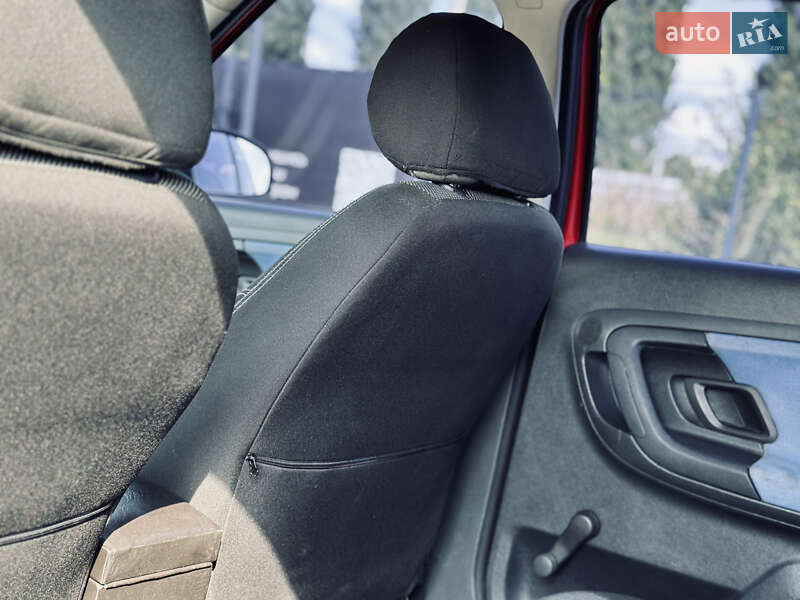 Хэтчбек Skoda Fabia 2009 в Кременчуге