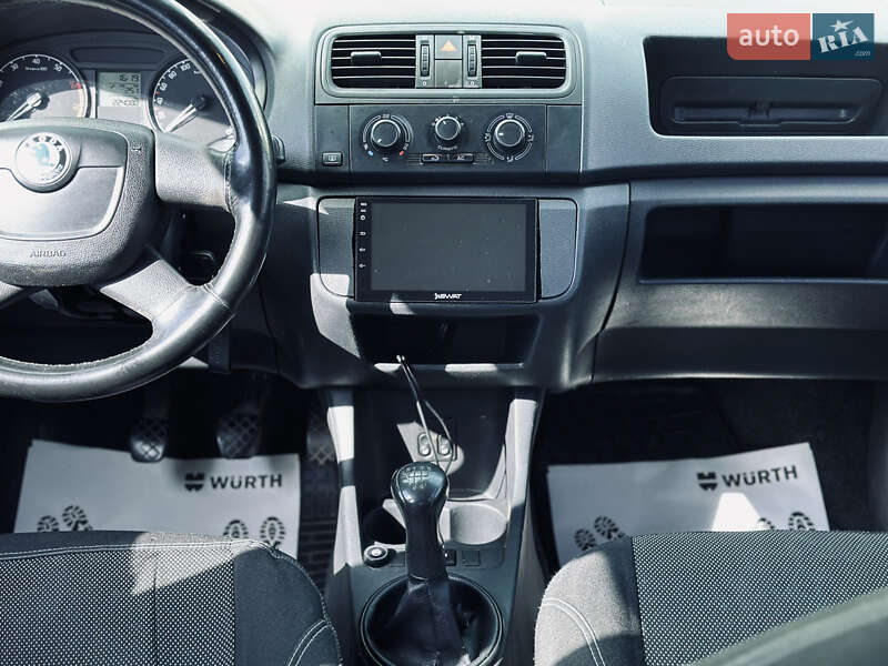 Хэтчбек Skoda Fabia 2009 в Кременчуге