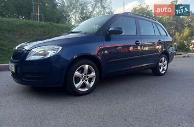 Универсал Skoda Fabia 2009 в 