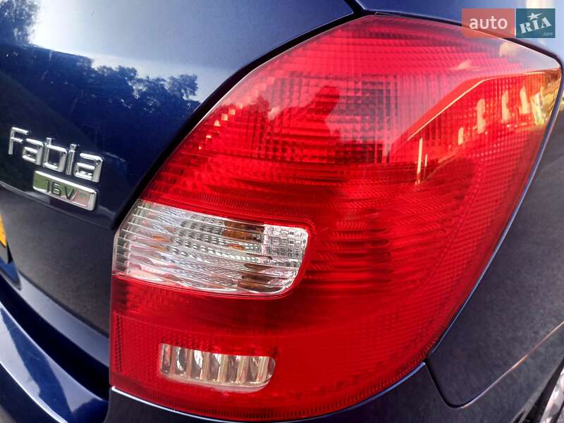 Універсал Skoda Fabia 2009 в Львові