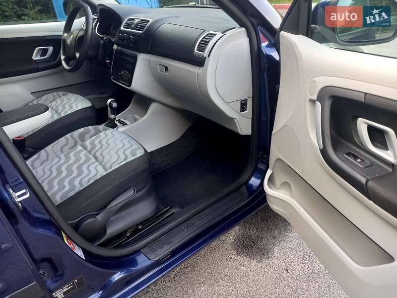 Універсал Skoda Fabia 2009 в Львові