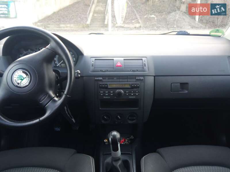 Універсал Skoda Fabia 2005 в Тернополі