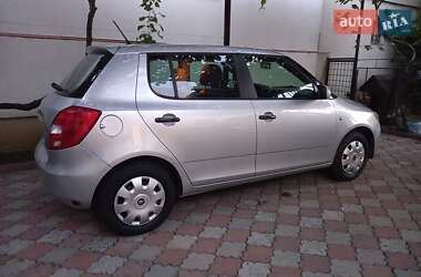 Хэтчбек Skoda Fabia 2012 в Мукачево