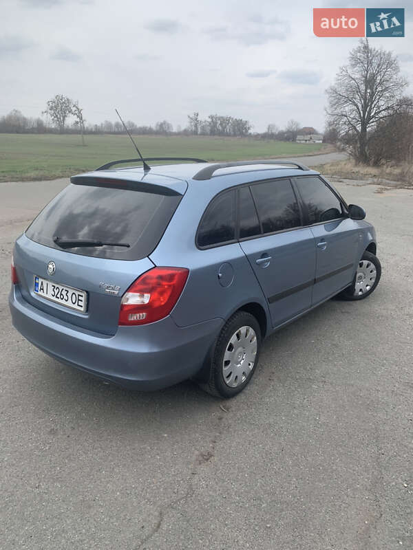 Универсал Skoda Fabia 2008 в Киеве фото 3 Универсал Skoda Fabia 2008 в Киеве
