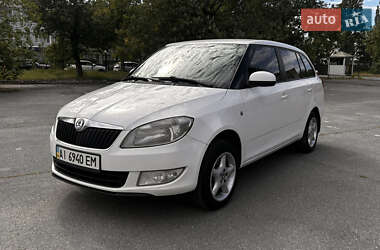 Універсал Skoda Fabia 2010 в Києві