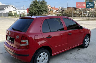 Хэтчбек Skoda Fabia 2005 в 